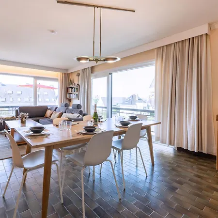 Zandstuyver Close By The Sea By Interhome Apartman