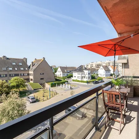 Zandstuyver Close By The Sea By Interhome *